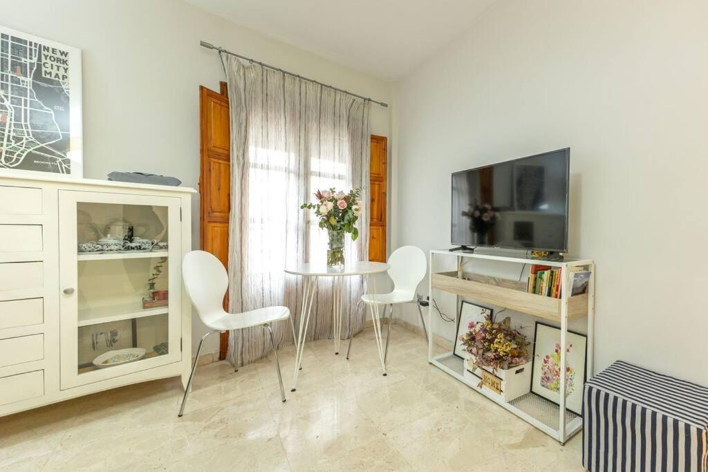 Pajaritos Center Suite By Valcambre إشبيلية المظهر الخارجي الصورة